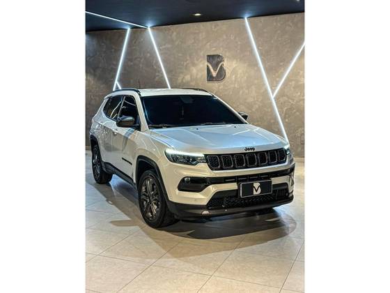 JEEP COMPASS 1.3 T270 TURBO FLEX LONGITUDE AT6